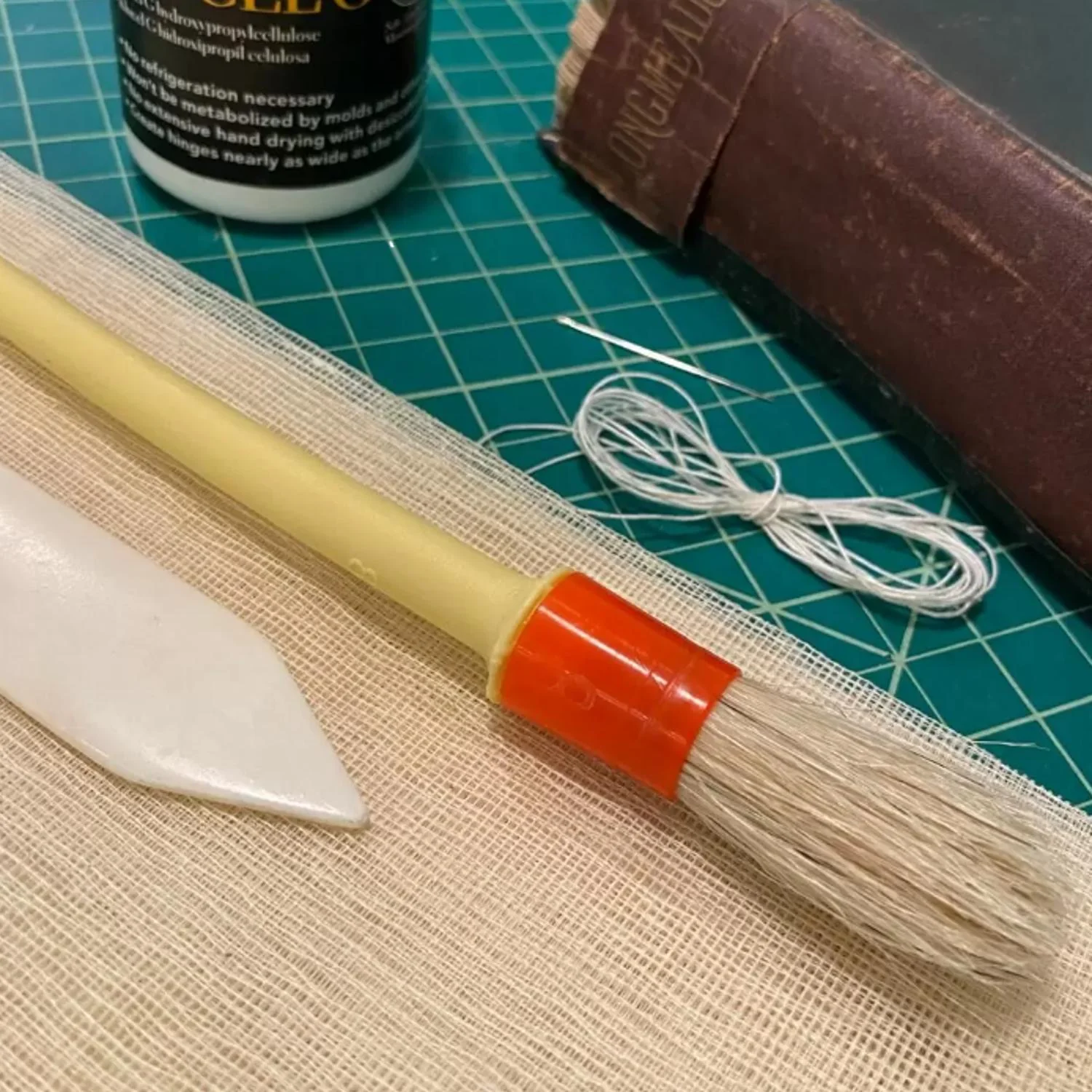 Lineco Bookbinding Super Cotton Repair Cloth Book Making 45cm x 76cm Neutral - Image 4