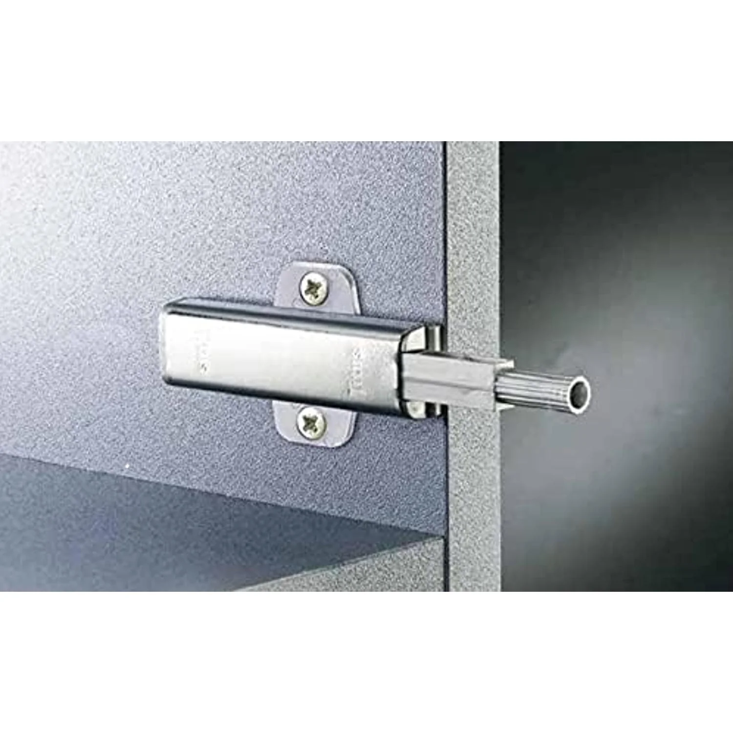 Titus Push to Open Magnetic Catch & Cross Mounting Plate - Image 3
